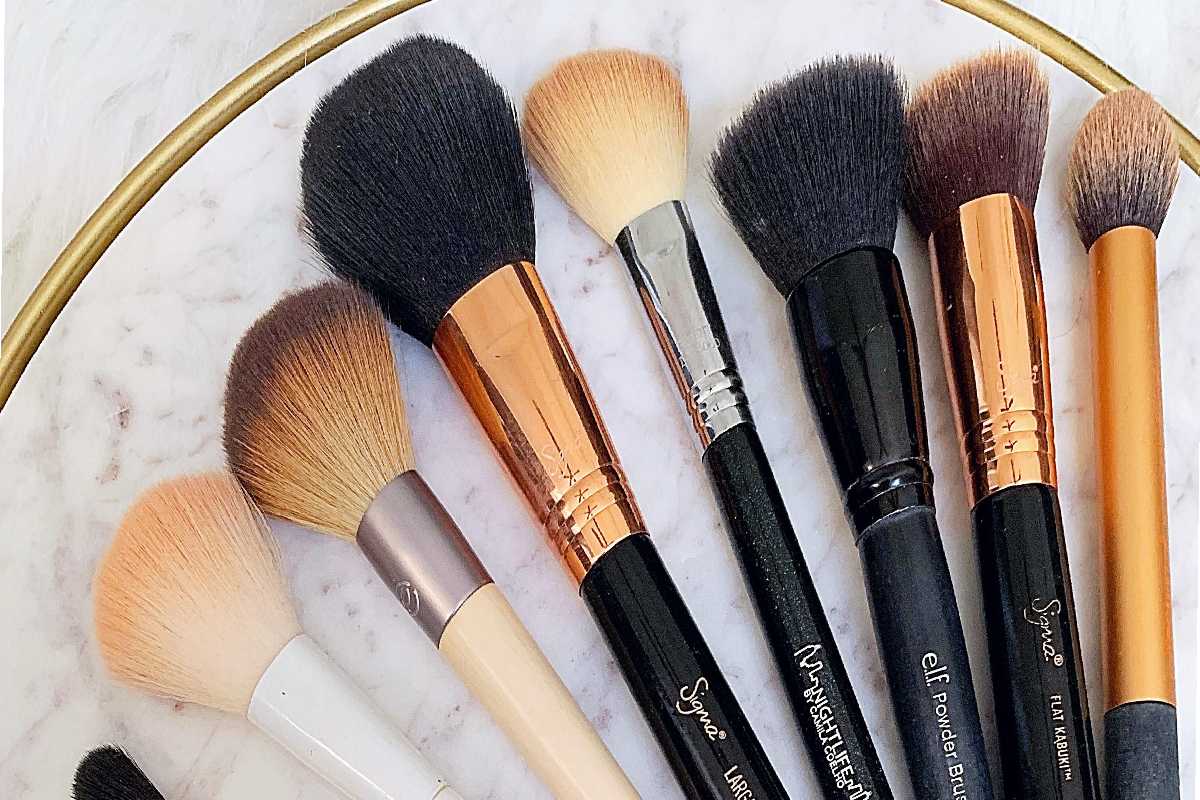 Types of Makeup Brushes